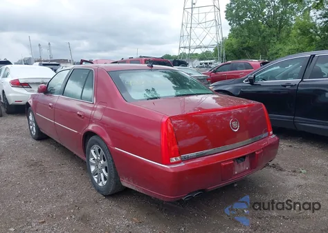 2008 Cadillac Dts 1Sb z USA, uszkodzony, nr VIN 1G6KD57Y38U136684